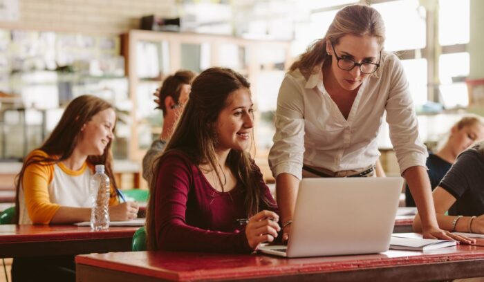 Qué materias tiene Psicopedagogía en su formación académica y profesional