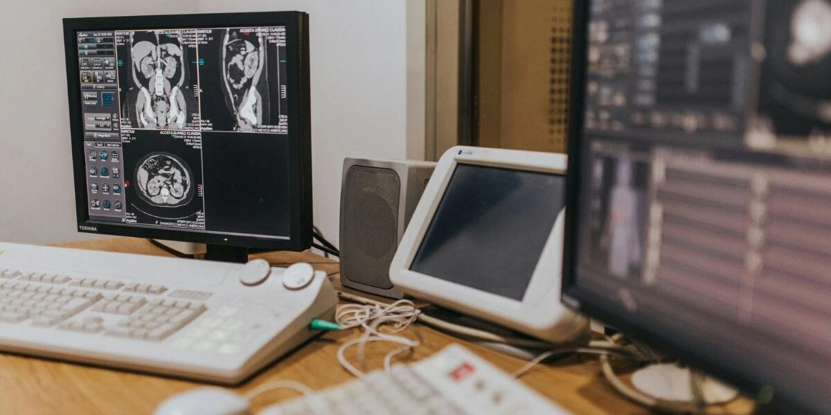 Dónde estudiar Radiología en Buenos Aires | UDEMM Dónde estudiar Radiología en Buenos Aires: Tecnicatura Universitaria en Radiología de UDEMM.